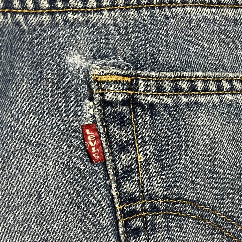 Vintage Levis USA Distressed Jeans 33x30 Levi Loose Fit Baggy Wide Leg 505 901